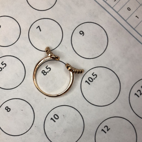 3/$25 Angel Wings Ring - Picture 4 of 4